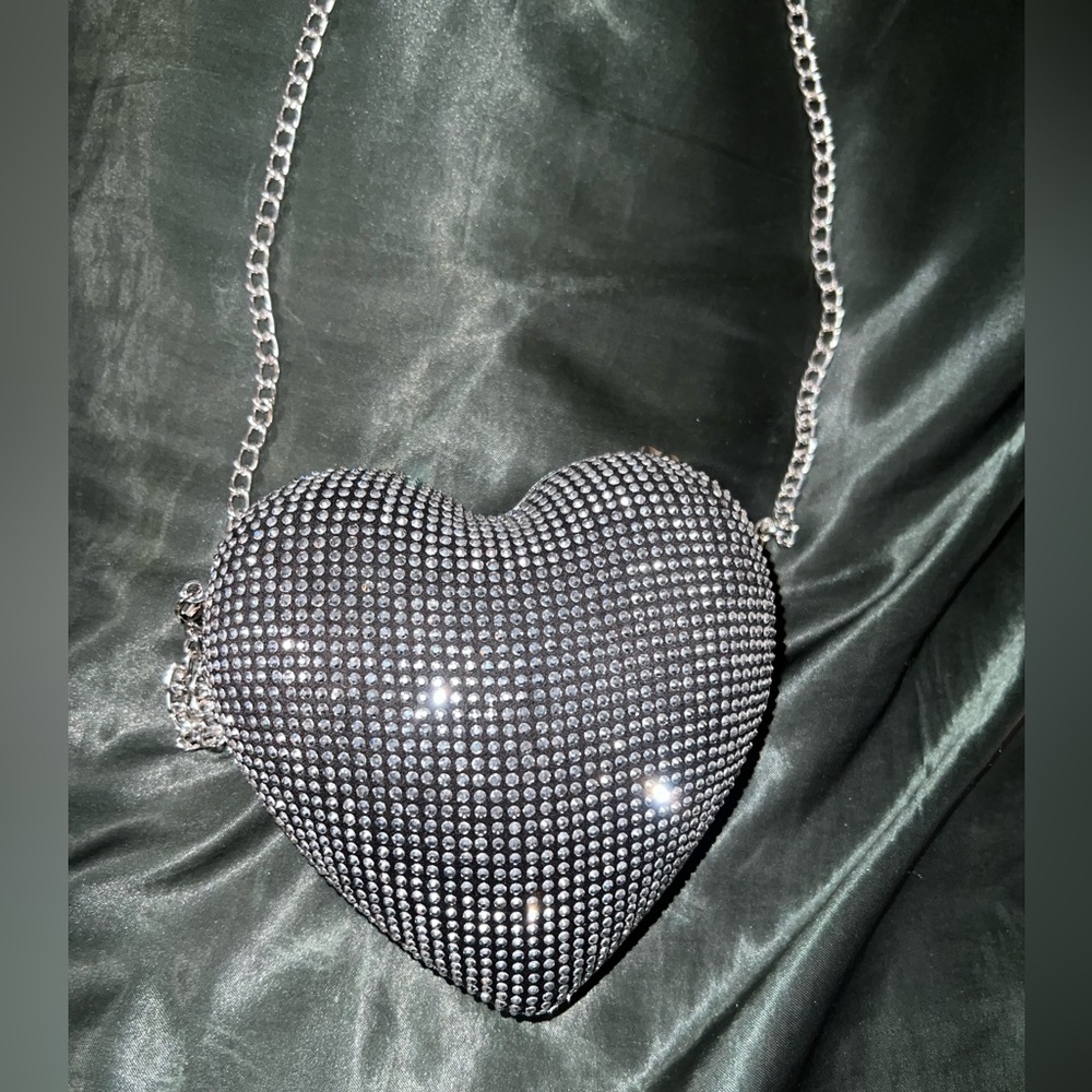 Badgley Mischka Heart Purse